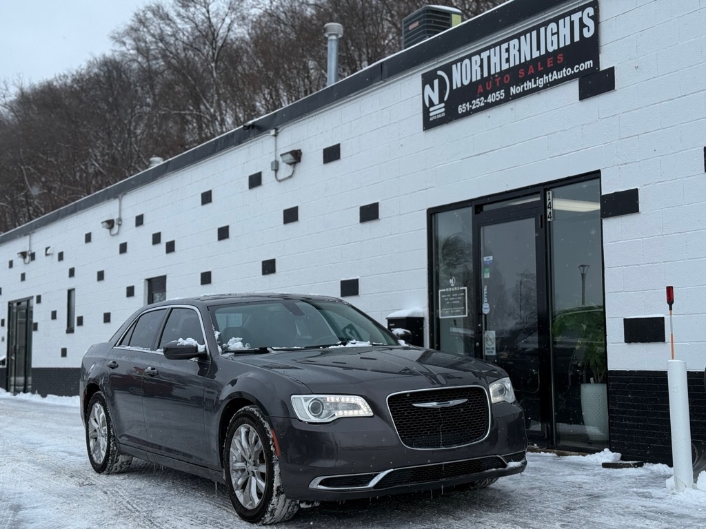2015 Chrysler 300 Limited AWD
