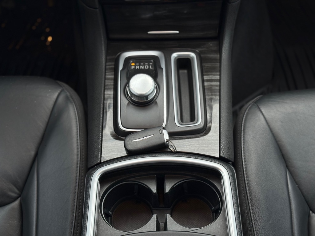 Chrysler 300 Limited AWD 2015