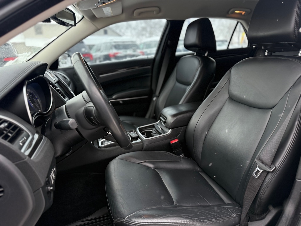 Chrysler 300 Limited AWD 2015