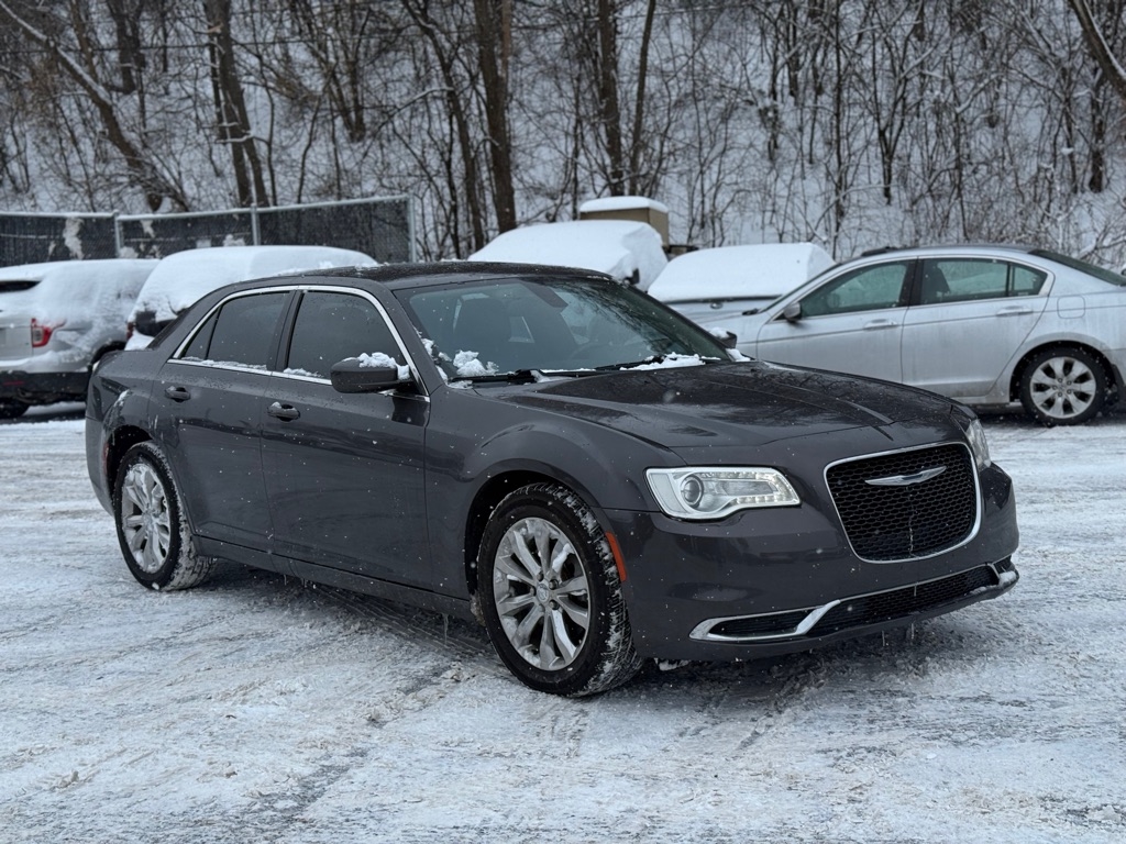 Chrysler 300 Limited AWD 2015