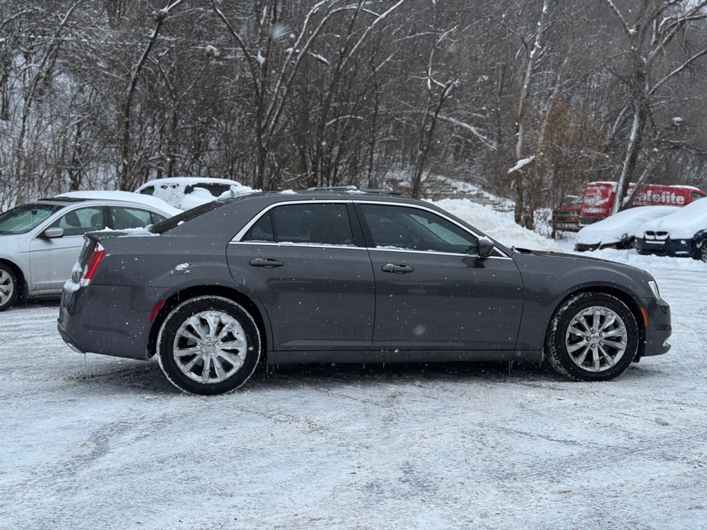 Chrysler 300 Limited AWD 2015