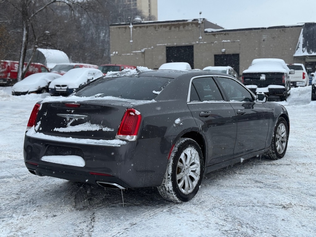 Chrysler 300 Limited AWD 2015