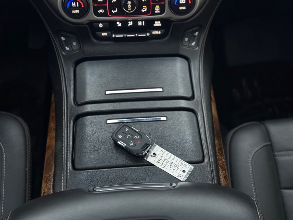 GMC Yukon Denali XL 4WD 2015