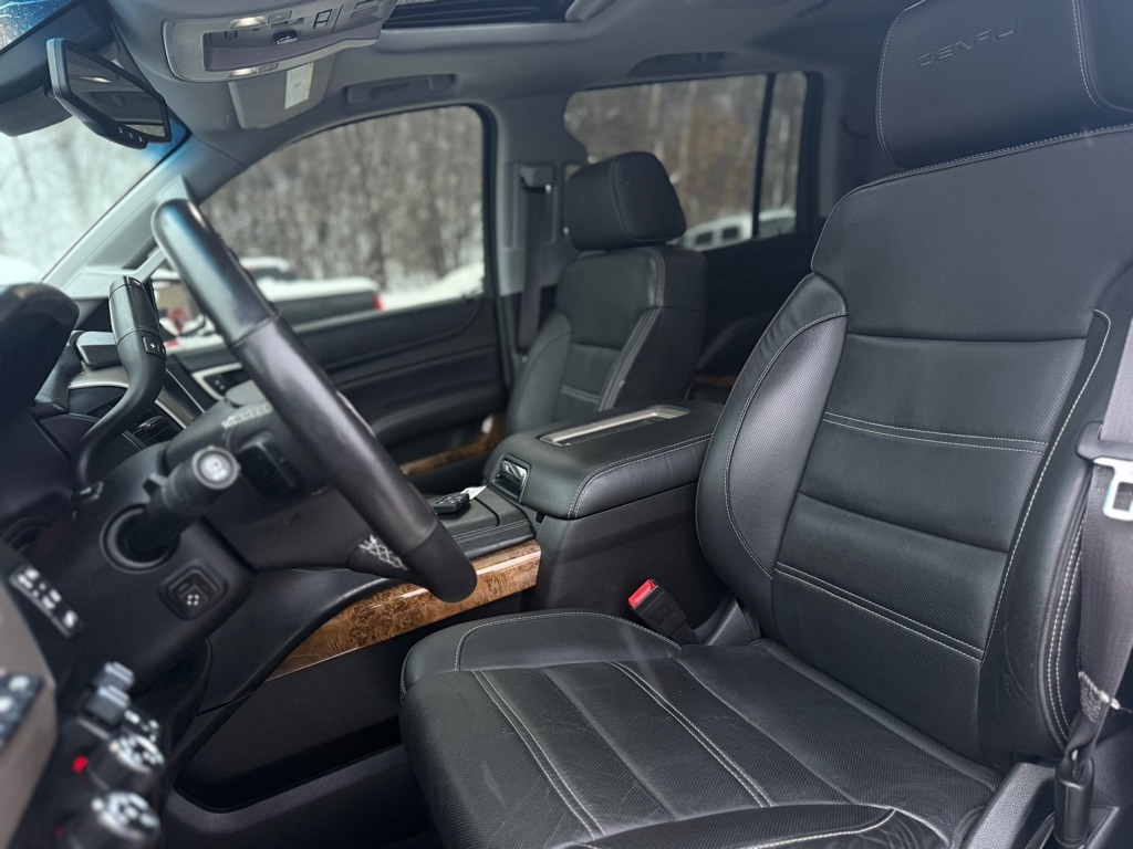 GMC Yukon Denali XL 4WD 2015