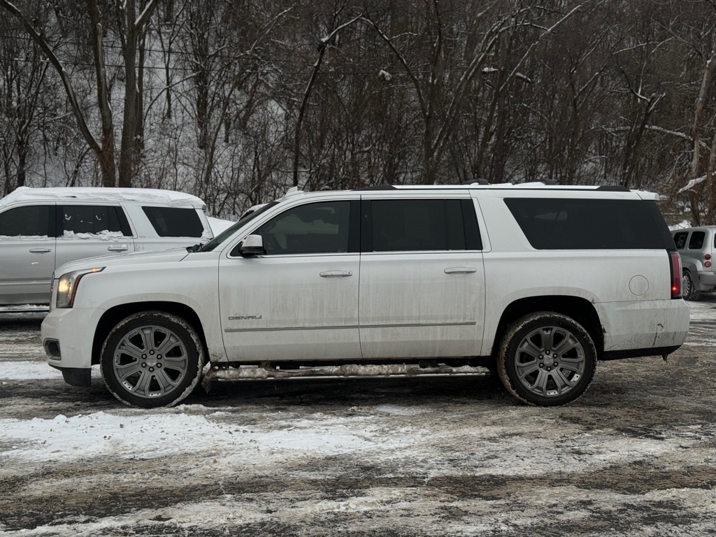 GMC Yukon Denali XL 4WD 2015