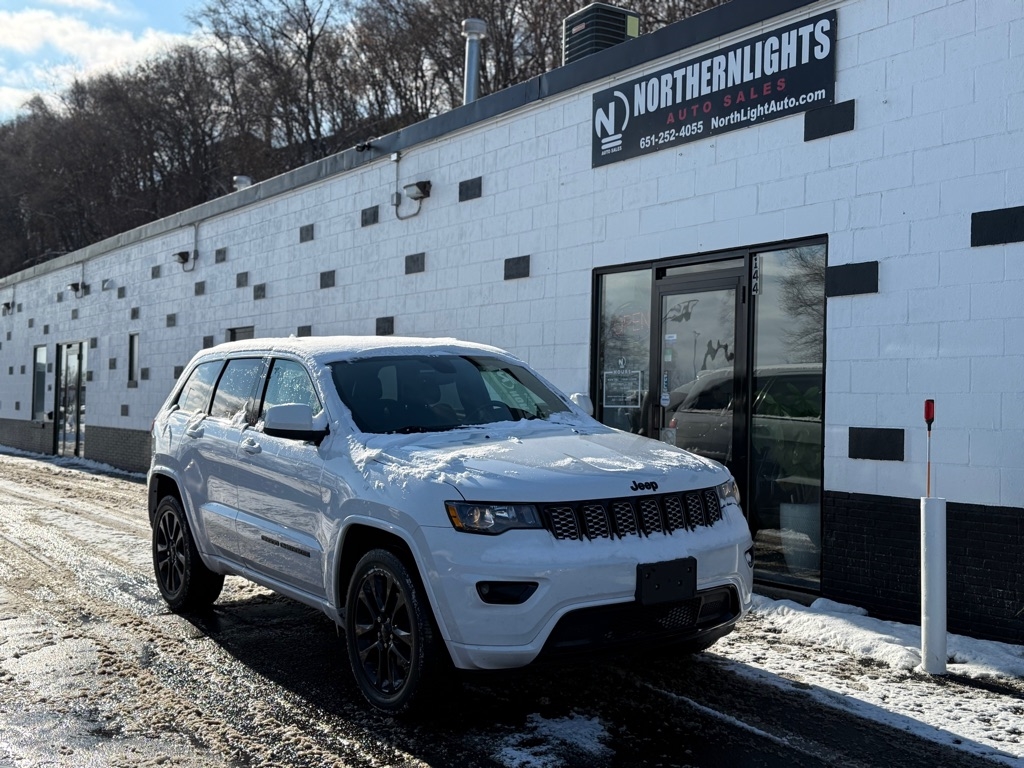 2017 Jeep Grand Cherokee Laredo 4WD