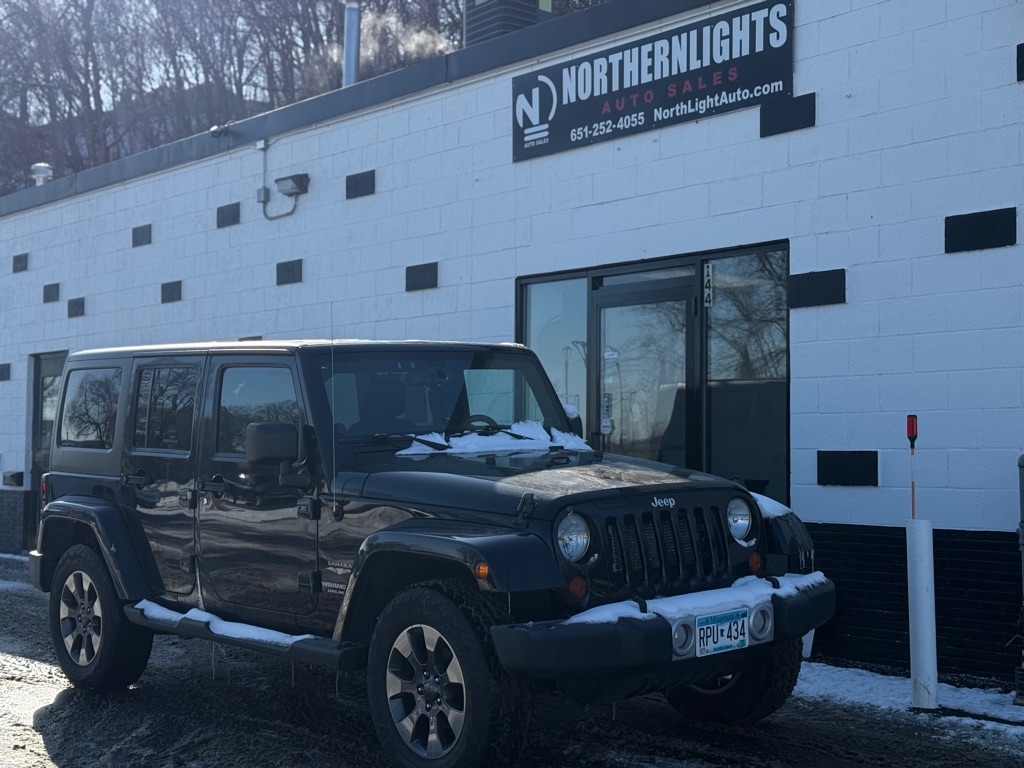 Jeep Wrangler Unlimited Sahara 4WD 2013