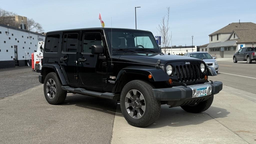 Jeep Wrangler Unlimited Sahara 4WD 2013