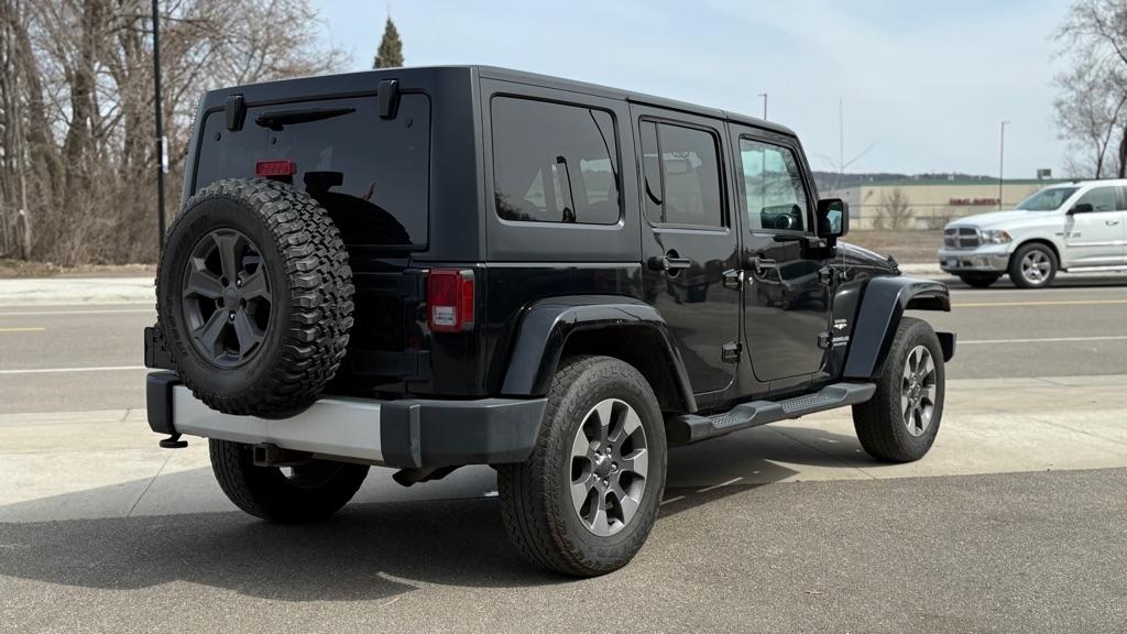 Jeep Wrangler Unlimited Sahara 4WD 2013