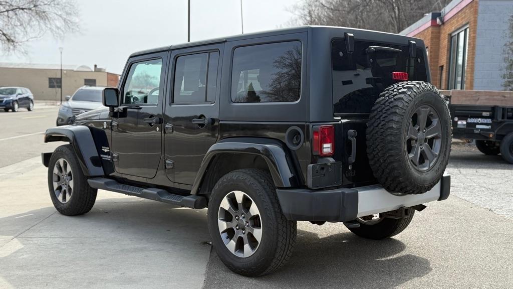 Jeep Wrangler Unlimited Sahara 4WD 2013
