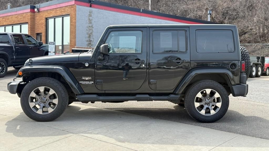 Jeep Wrangler Unlimited Sahara 4WD 2013