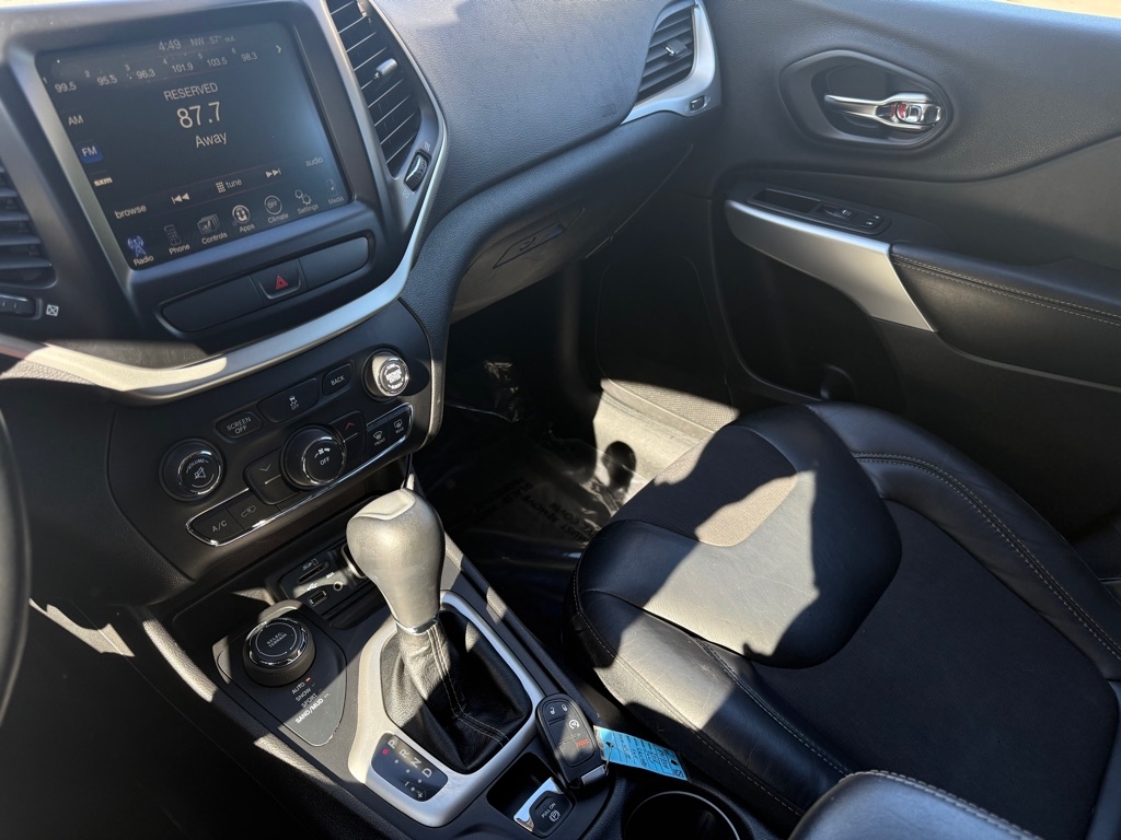 Jeep Cherokee Latitude Plus 4WD 2018 Jeep Cherokee Latitude Plus 4WD 2018