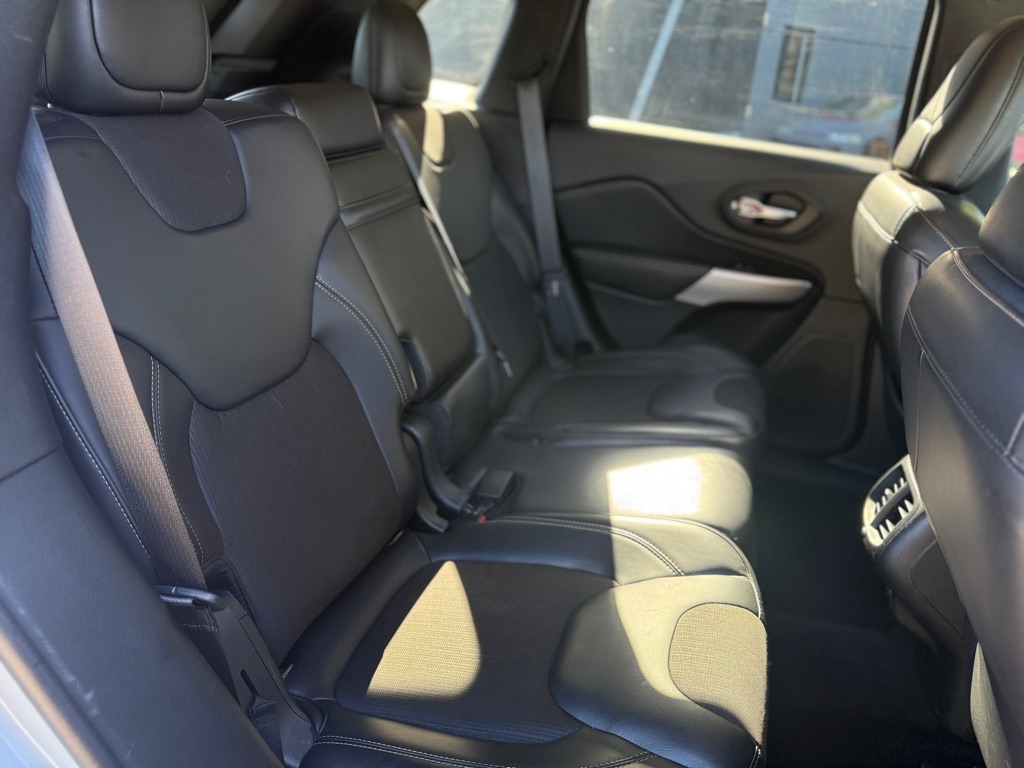 Jeep Cherokee Latitude Plus 4WD 2018 Jeep Cherokee Latitude Plus 4WD 2018