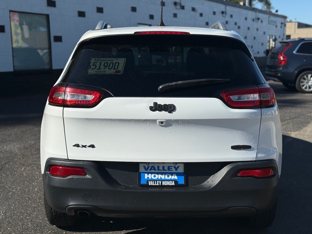 Jeep Cherokee Latitude Plus 4WD 2018 Jeep Cherokee Latitude Plus 4WD 2018