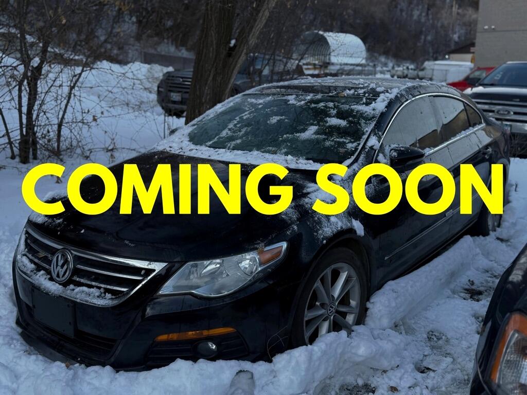 2014 Volkswagen Passat S's photo