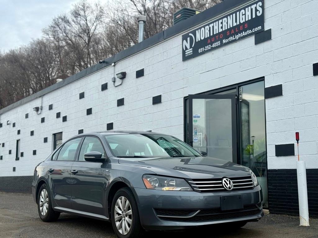 2014 Volkswagen Passat S