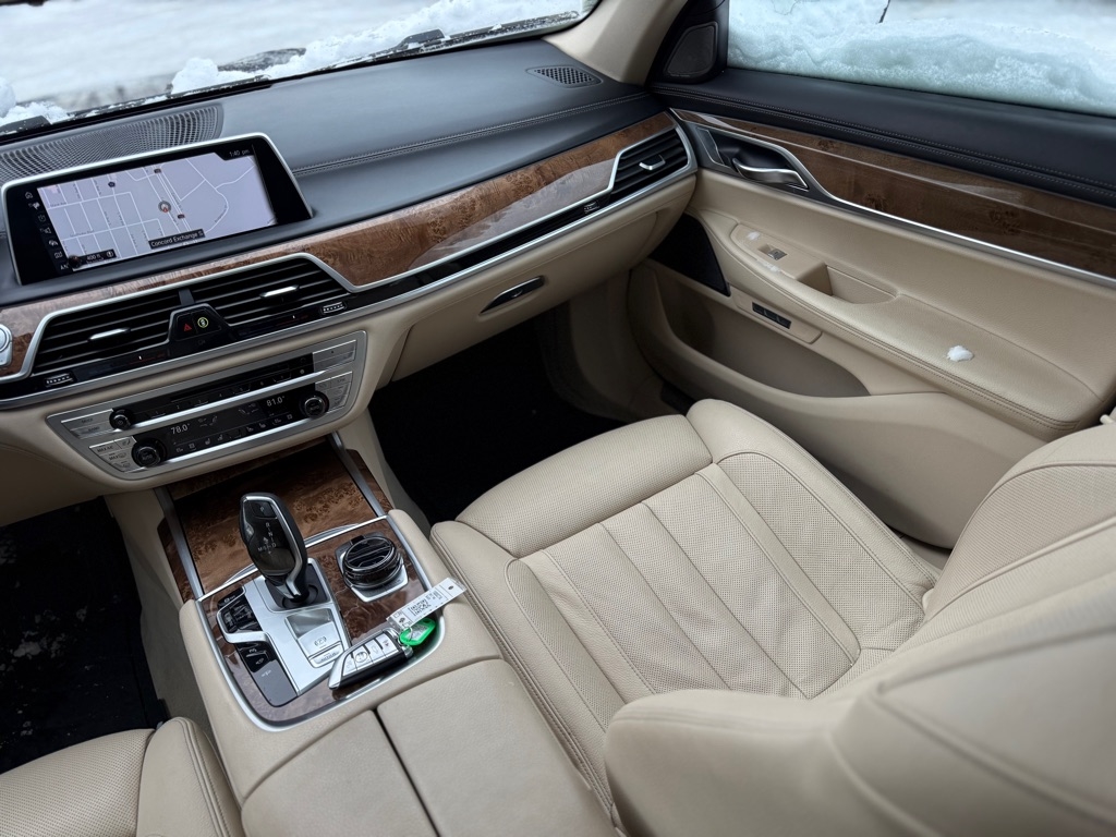 BMW 7-Series 740i xDrive 2017