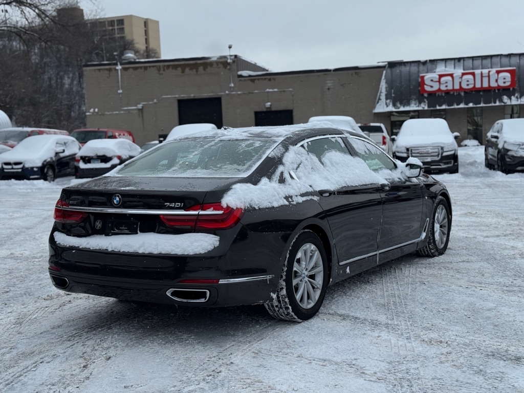 BMW 7-Series 740i xDrive 2017