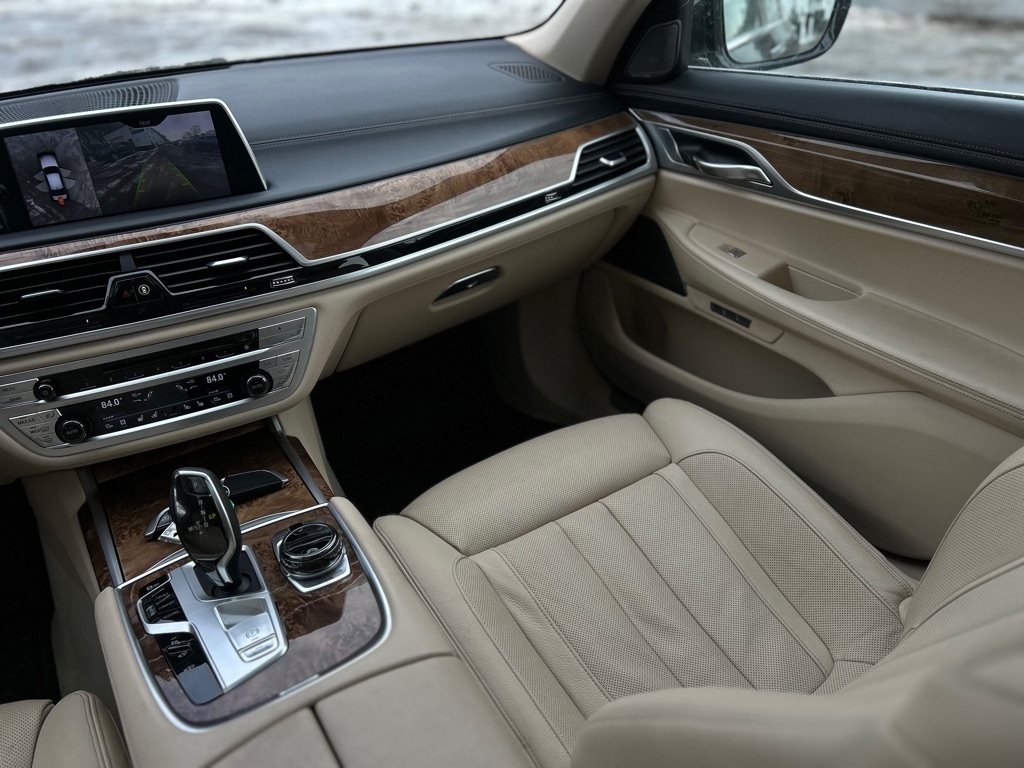BMW 7-Series 740i xDrive 2017
