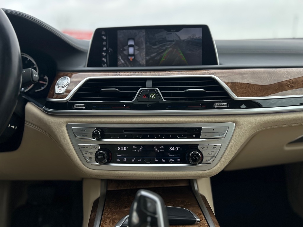 BMW 7-Series 740i xDrive 2017