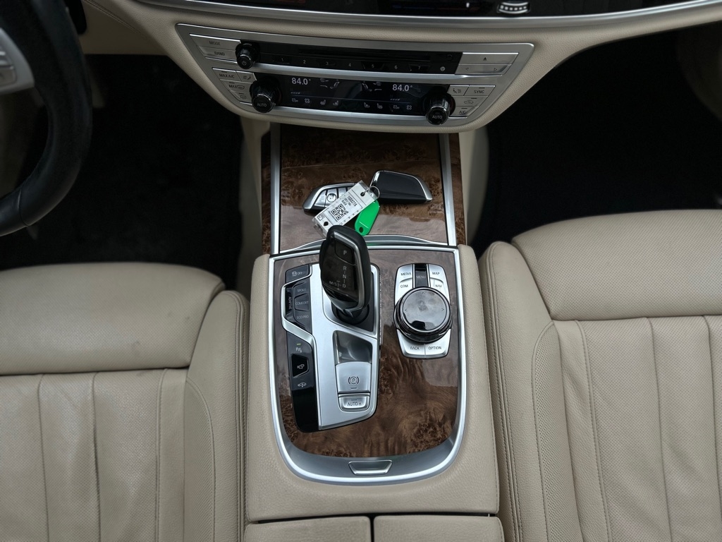 BMW 7-Series 740i xDrive 2017