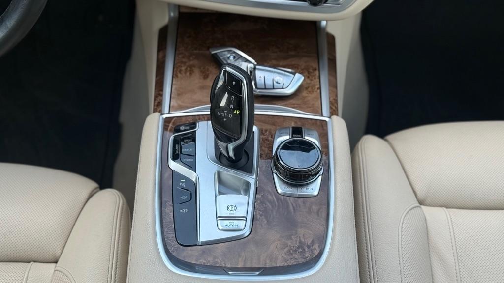 BMW 7-Series 740i xDrive 2017