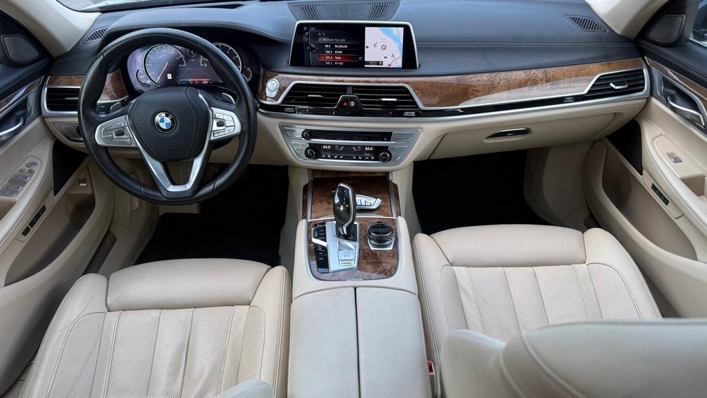 BMW 7-Series 740i xDrive 2017