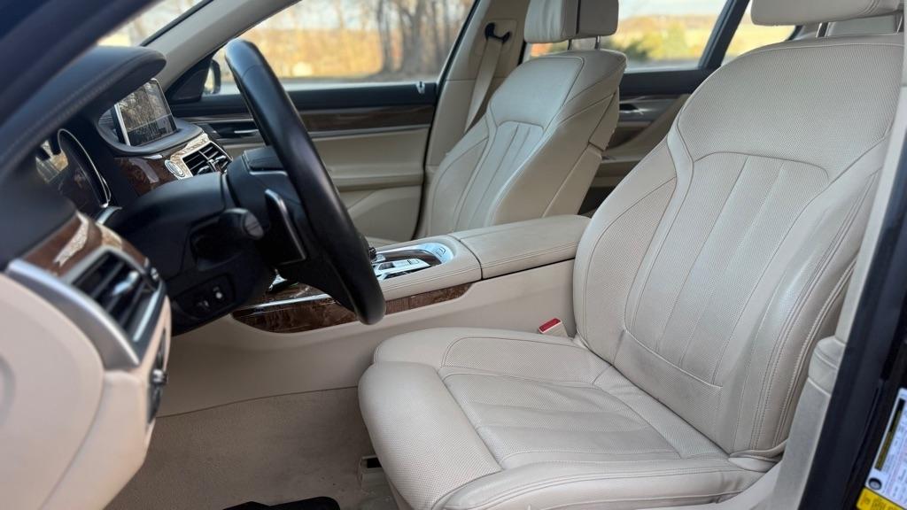 BMW 7-Series 740i xDrive 2017