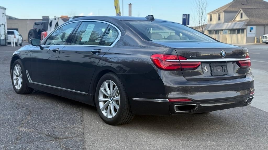 BMW 7-Series 740i xDrive 2017