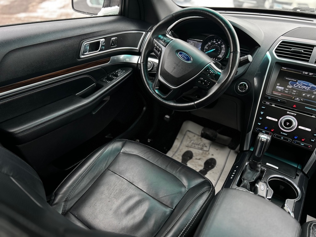 Ford Explorer Limited 4WD 2016