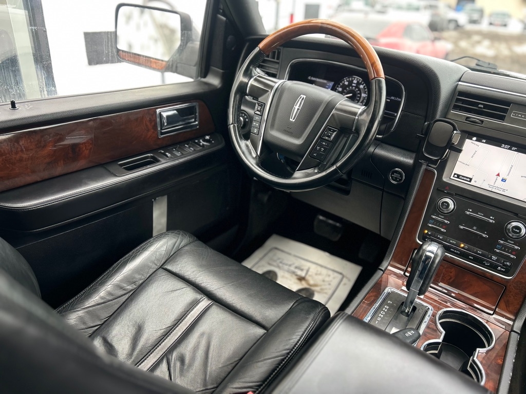 Lincoln Navigator Select 4WD 2016