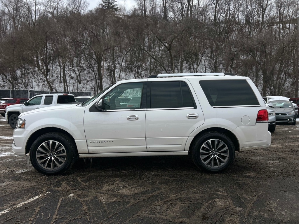 Lincoln Navigator Select 4WD 2016