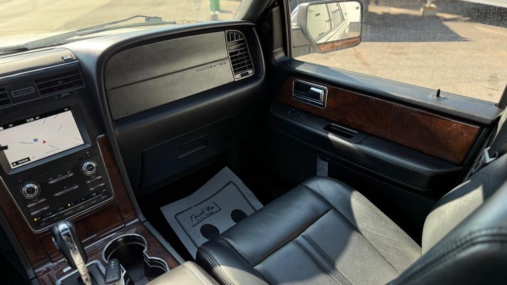 Lincoln Navigator Select 4WD 2016