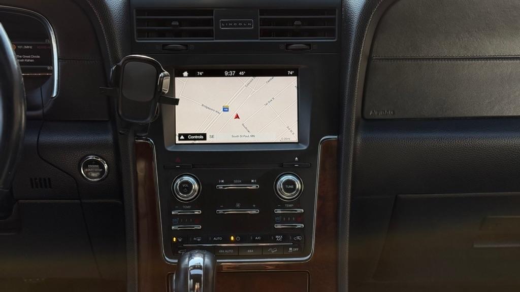 Lincoln Navigator Select 4WD 2016