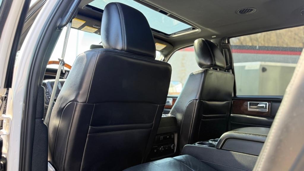 Lincoln Navigator Select 4WD 2016
