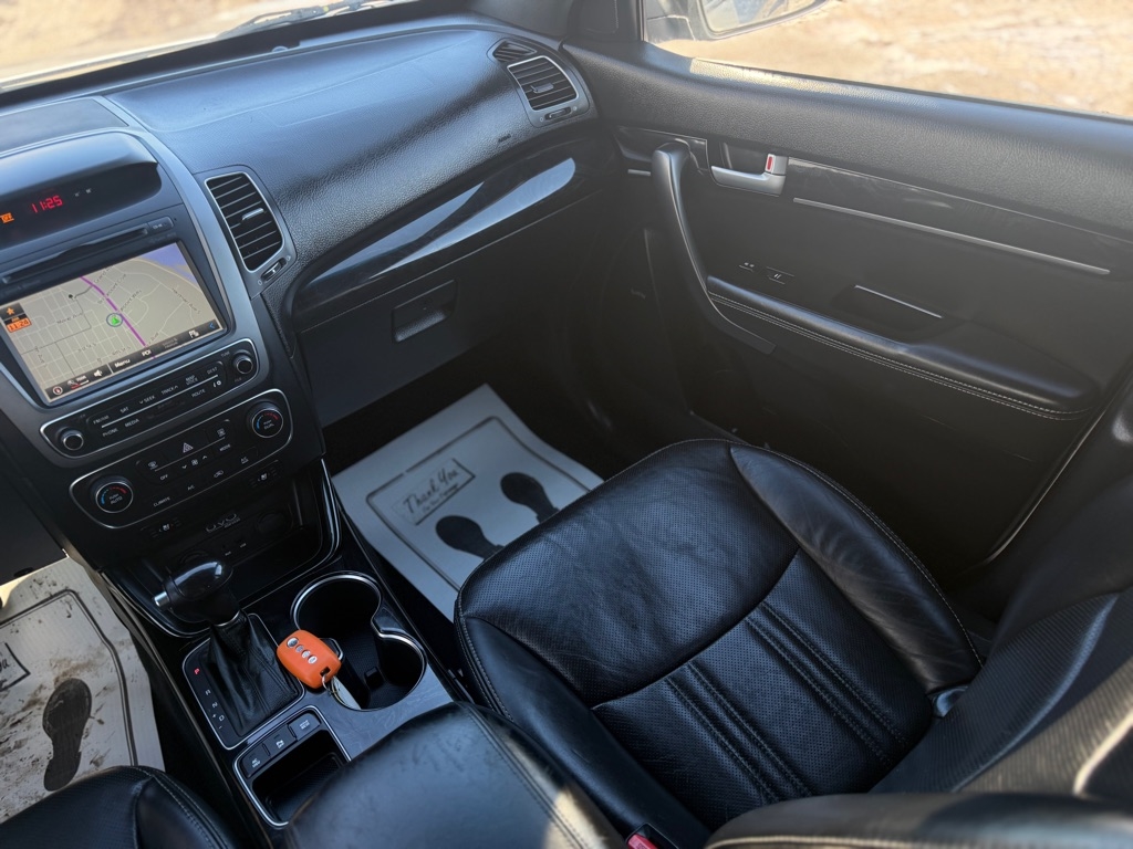 Kia Sorento SX V6 FWD 2015