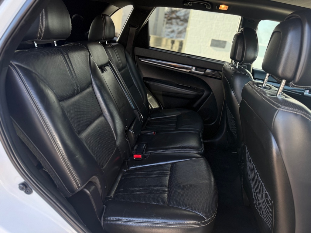 Kia Sorento SX V6 FWD 2015