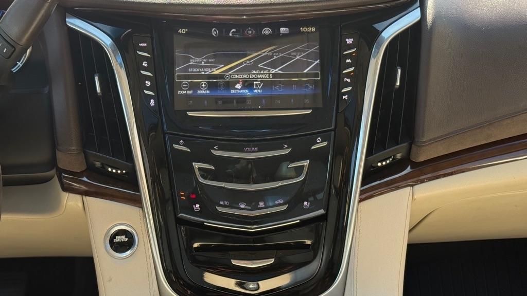 Cadillac Escalade Luxury 4WD 2017