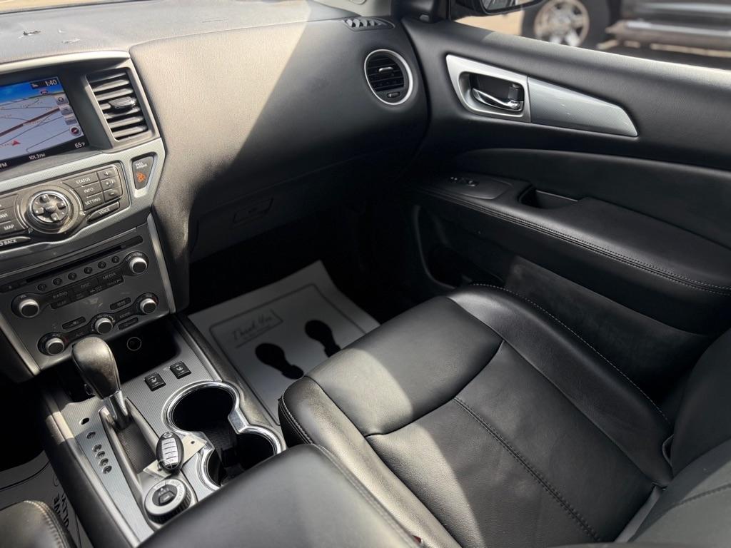 Nissan Pathfinder SL 4WD 2017