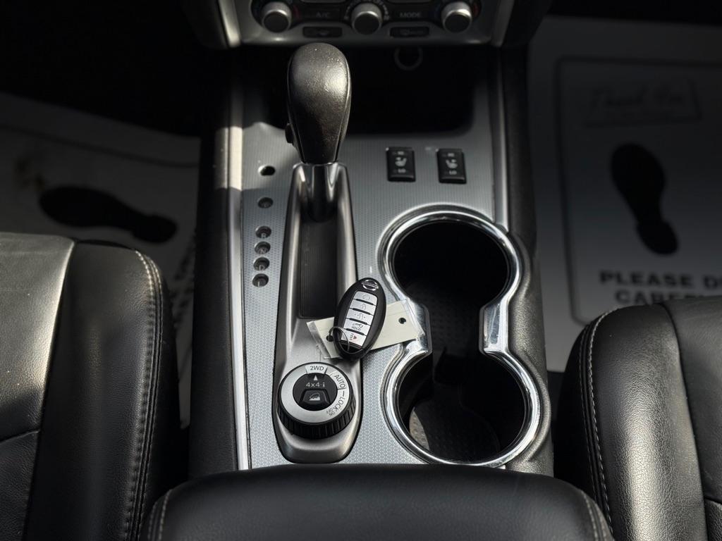 Nissan Pathfinder SL 4WD 2017