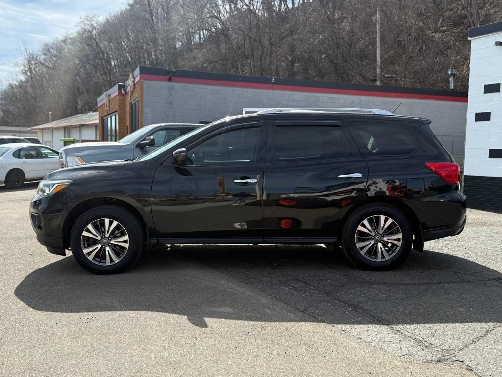 Nissan Pathfinder SL 4WD 2017