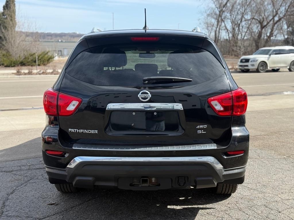 Nissan Pathfinder SL 4WD 2017