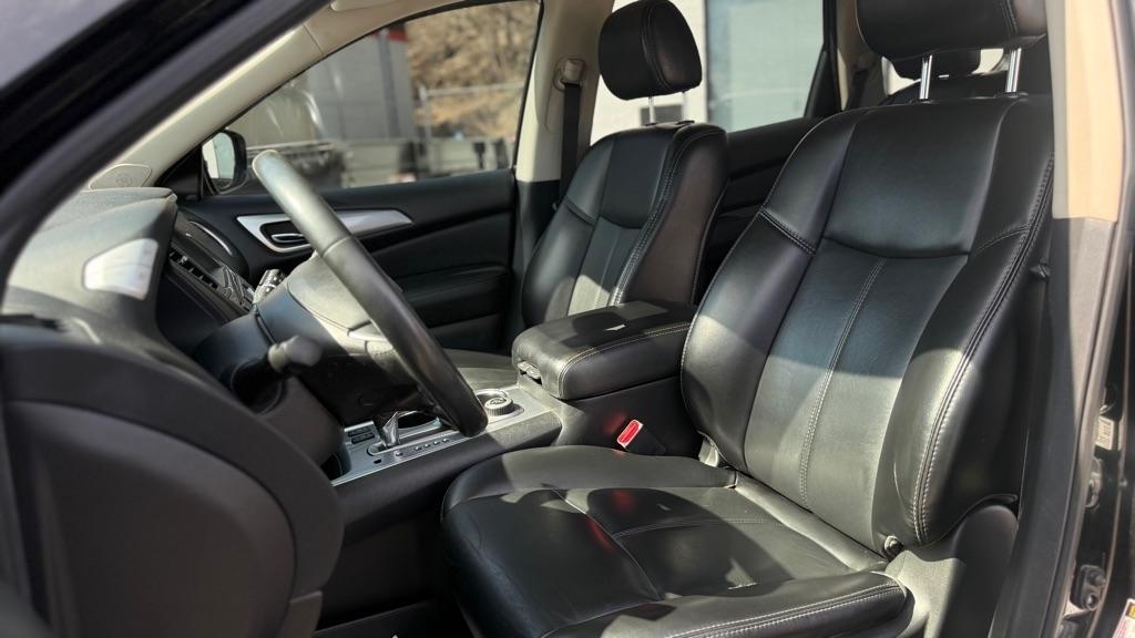 Nissan Pathfinder SL 4WD 2017