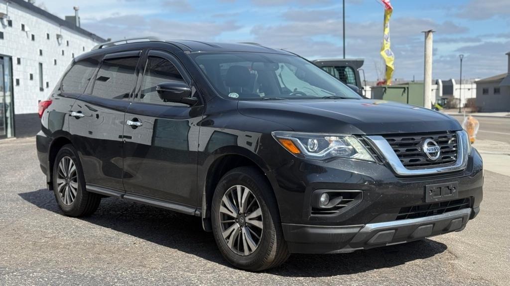 Nissan Pathfinder SL 4WD 2017
