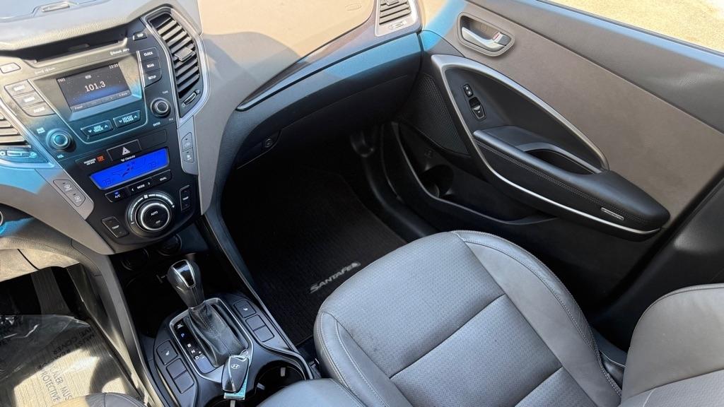 Hyundai Santa Fe GLS FWD 2014
