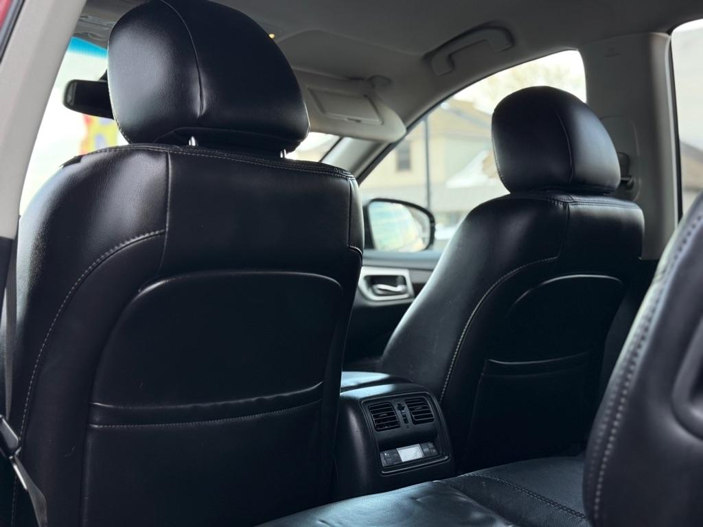 Nissan Pathfinder S 4WD 2014