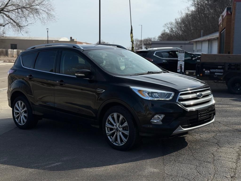 Ford Escape Titanium 4WD 2017