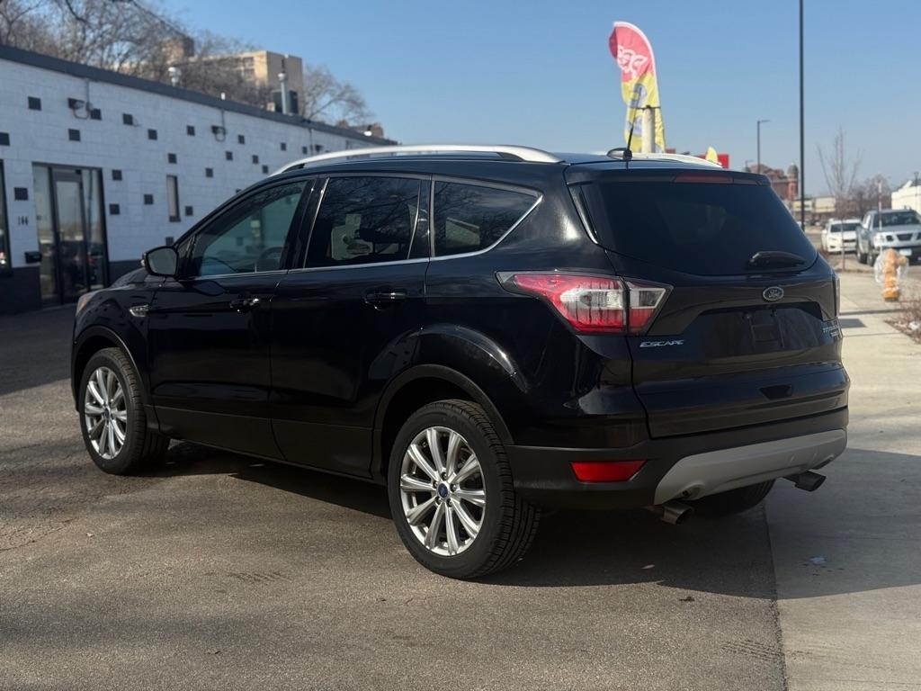 Ford Escape Titanium 4WD 2017