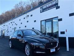 2016 Jaguar XF-Series 