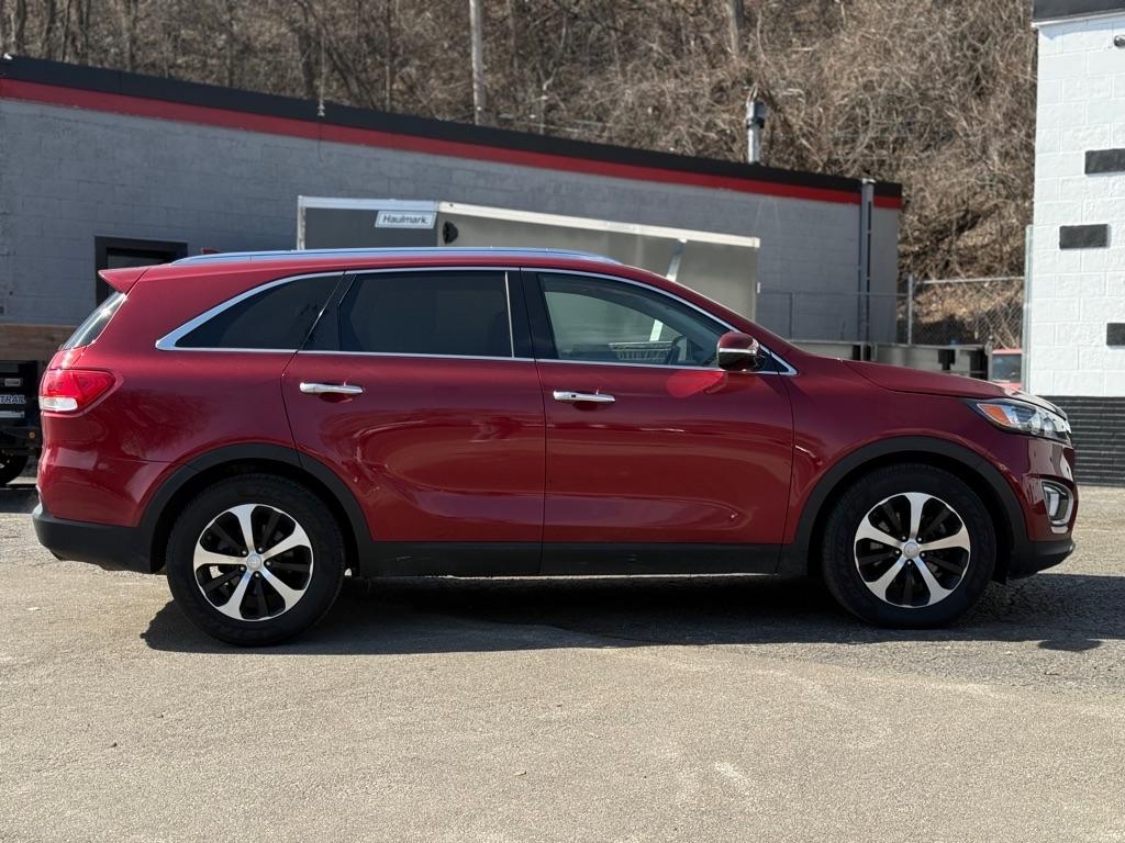 Kia Sorento EX V6 2WD 2016